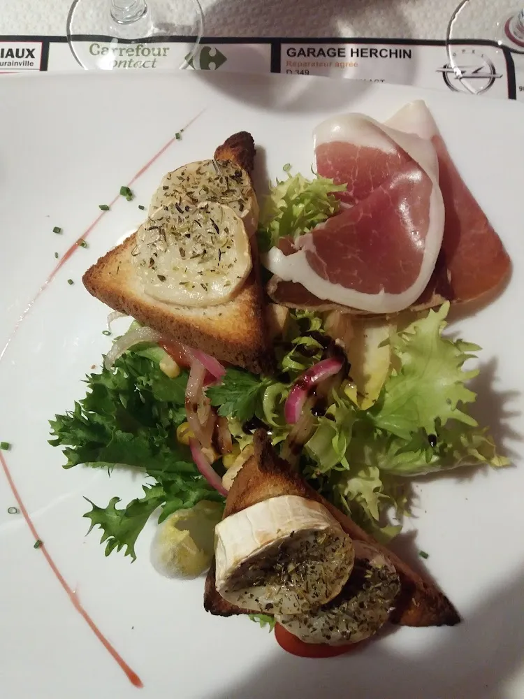 Salade de Chèvre Chaud